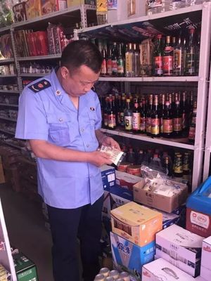 汤原县市场监管局开展食品安全专项检查